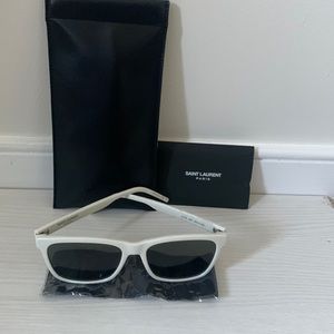 ✨YVES SAINT LAURENT CLASSIC SUNGLASSES white